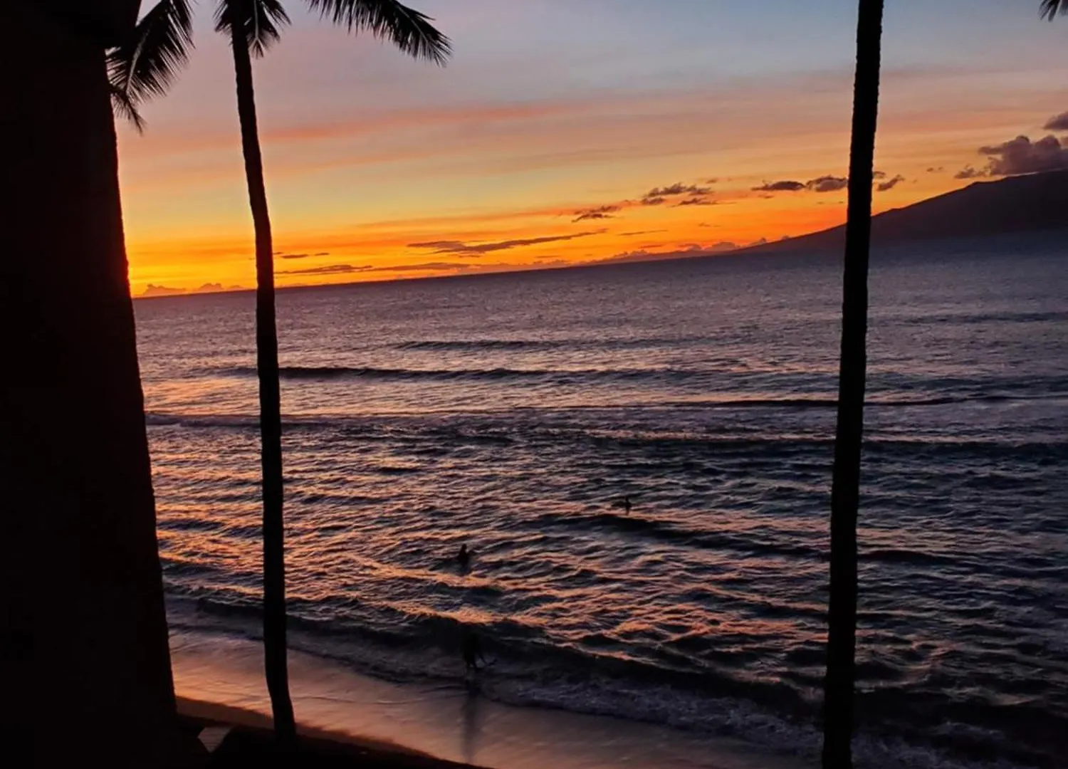 The Noniluna One - Sleeps 10 Plus Pack N Play Lahaina